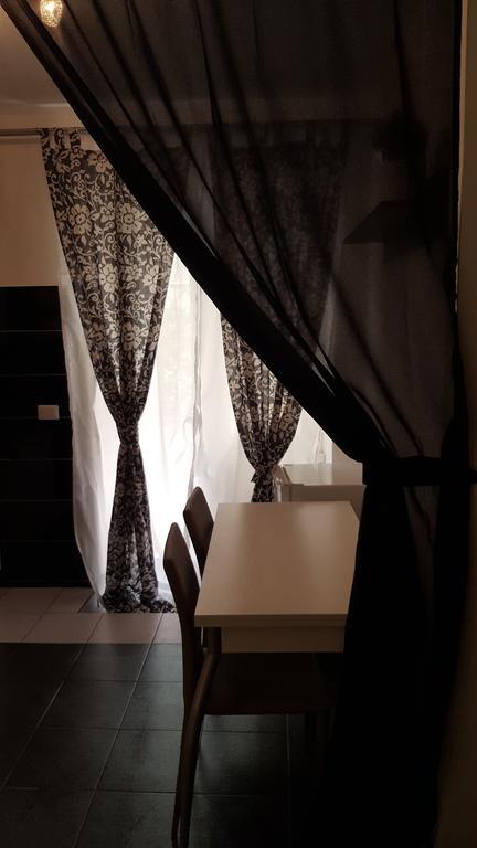 Sweet Roma Hotel ภายนอก รูปภาพ