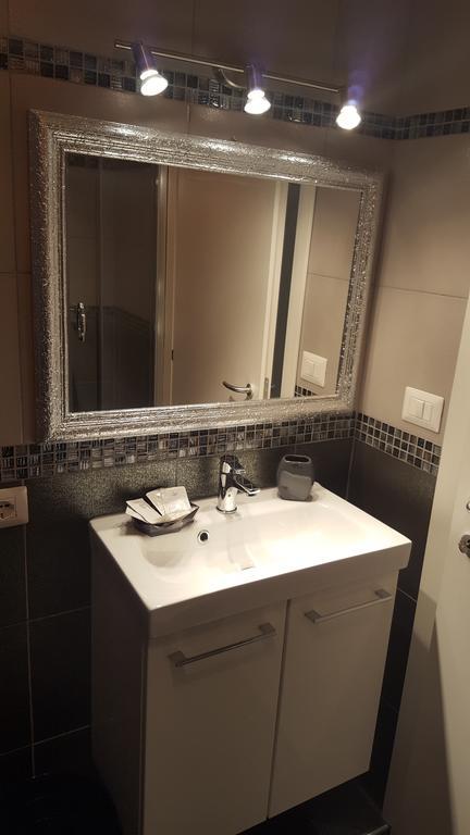 Sweet Roma Hotel ภายนอก รูปภาพ